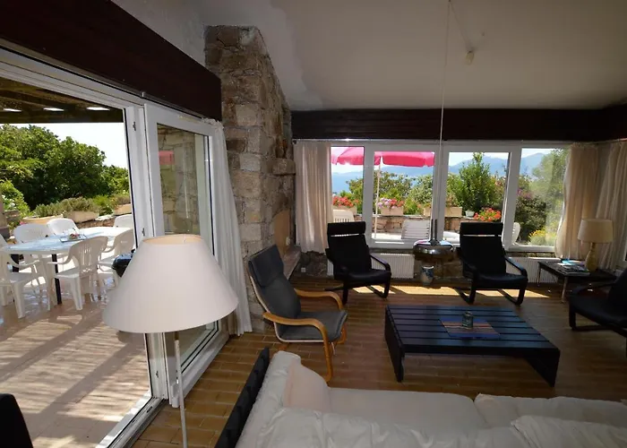 Dom wakacyjny Lovely In With Wifi Porticcio (Corsica)