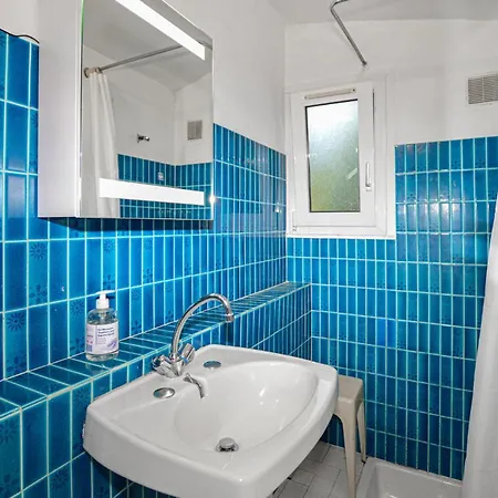 Casa vacanze Lovely In With Wifi *